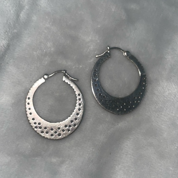 925 sterling silver earrings with real diamonds on half outside & half inside - Picture 6 of 15